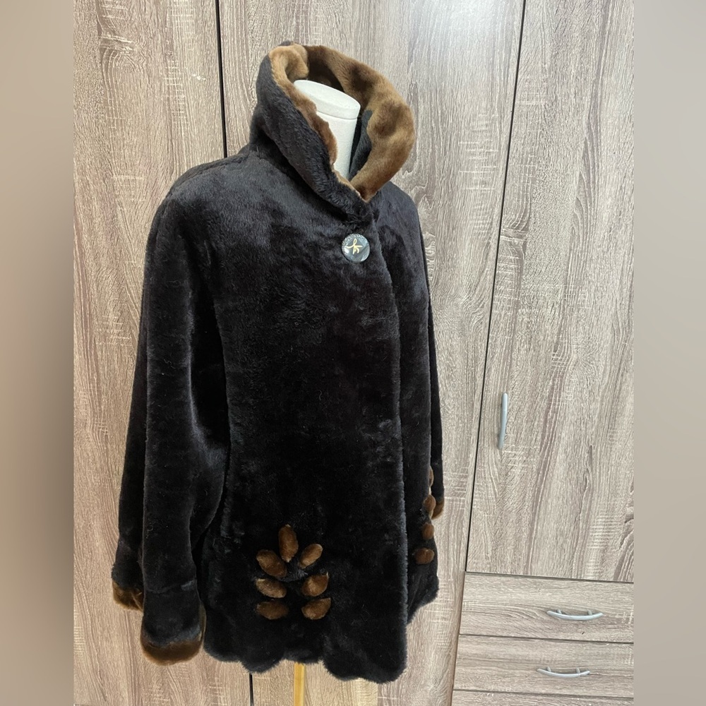 NWT - MODEL FRANCE Luxurious Black & Brown Teddy Faur Fur Jacket. - Picture 3 of 12